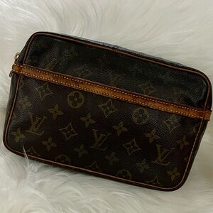 Authentic Louis Vuitton Monogram Compiegne 23 Clutch Bag